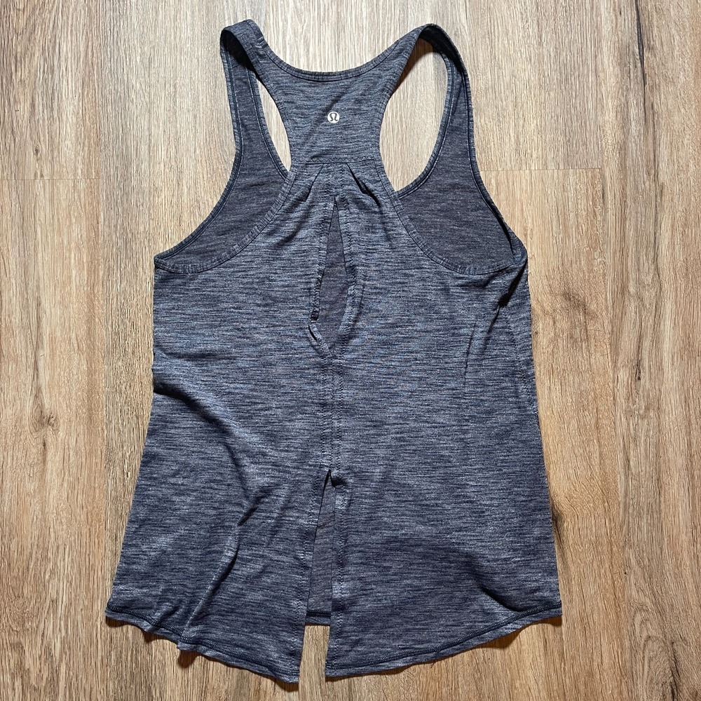 Lululemon Salute the Sun Racerback Tank Top Gray Size 2 Women's Athleticwear - Picture 4 of 6